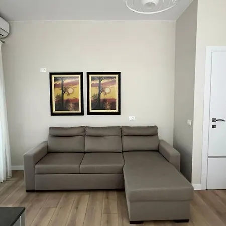 Appartement Db - Uji I Ftohte Vlorë