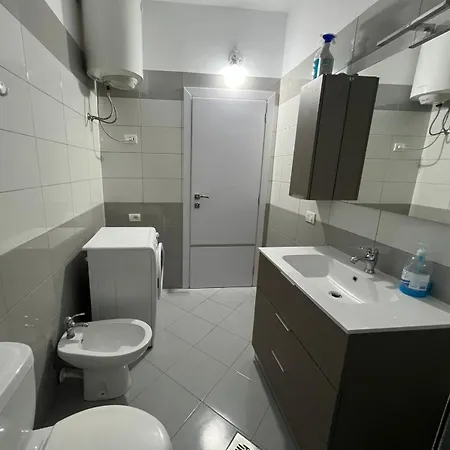 Apartman Db - Uji I Ftohte