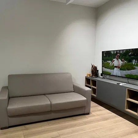 Apartment Db - Uji I Ftohte *